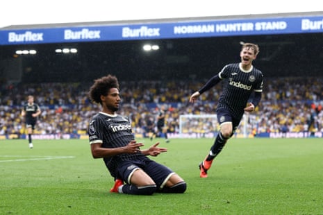 Kevin Schade of Brentford scores the team's first goal.