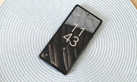 Google Pixel 7a.
