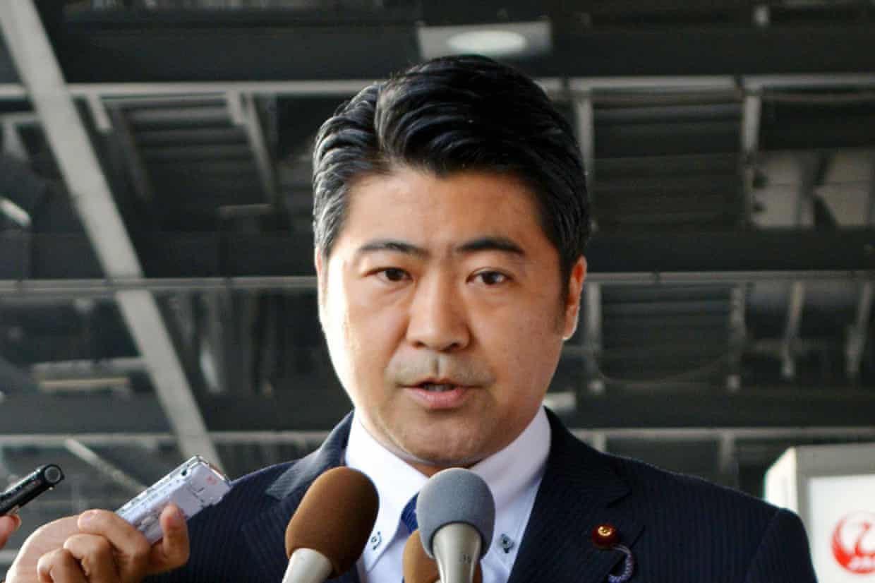 Japan PM aide told off by his ‘ashamed’ mother for putting hands in pockets on Biden trip (theguardian.com)