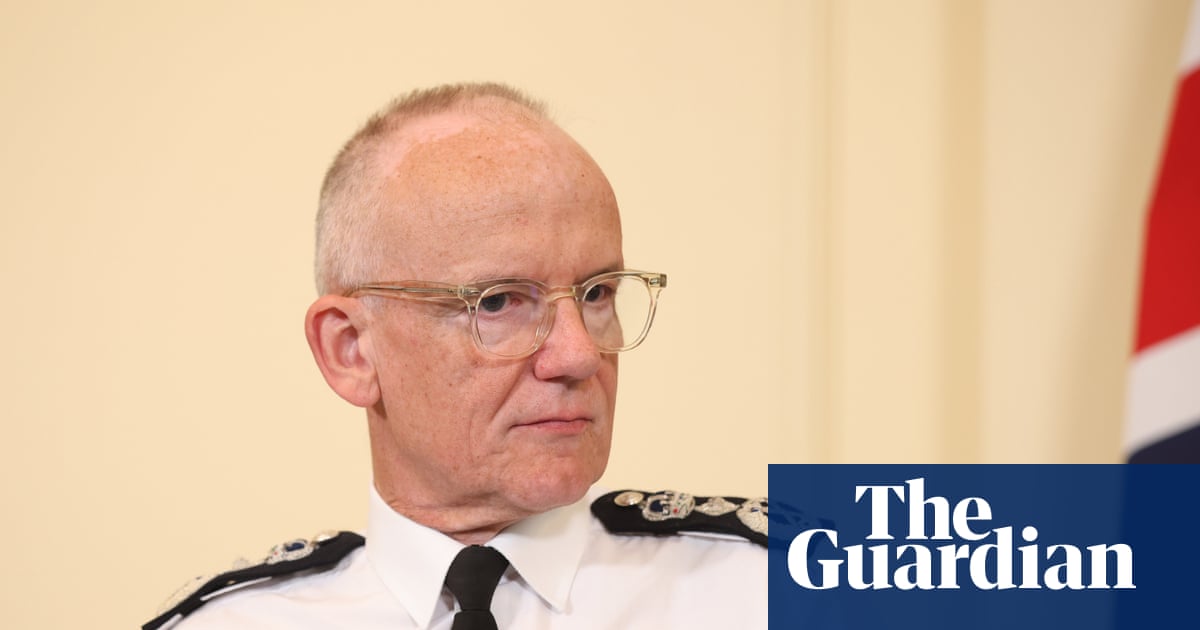 Met chief says ‘toxicity’ around DEI will not stop him recruiting more black and Asian officers