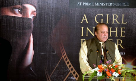 Pakistan’s prime minister, Nawaz Sharif, makes a speech condemning ‘honour’ killings at an Islamabad screening of A Girl in the River: the Price of Forgiveness.