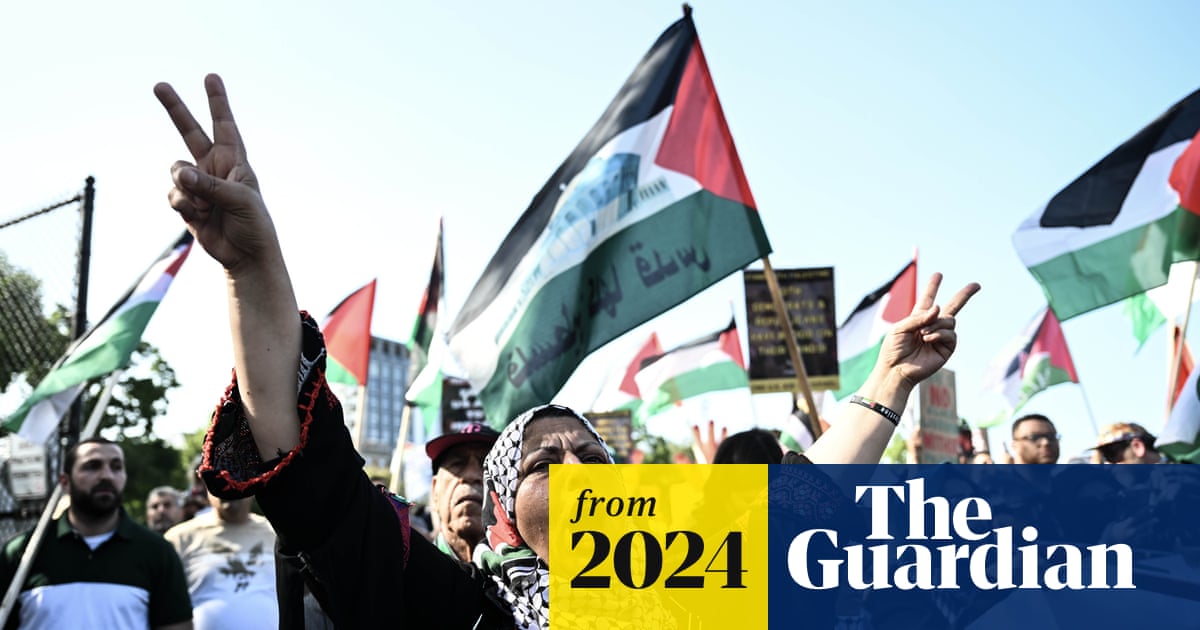 www.theguardian.com