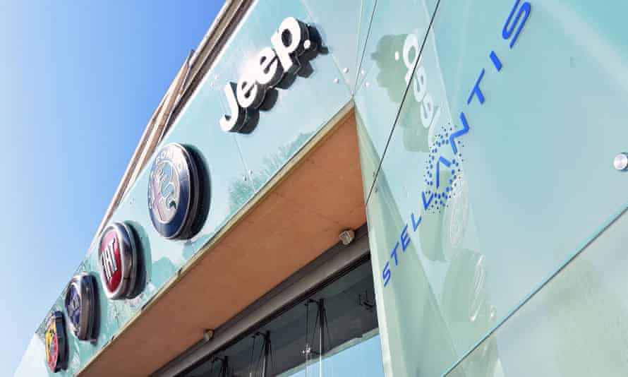 Stellantis logo with Fiat and Jeep and Alfa Romeo badges