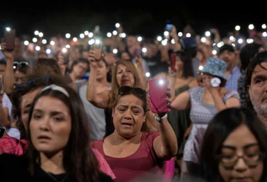 A prayer vigil in El Paso, Texas, after a shooting at a Walmart in the border town left 22 people dead, on 4 August 2019. 