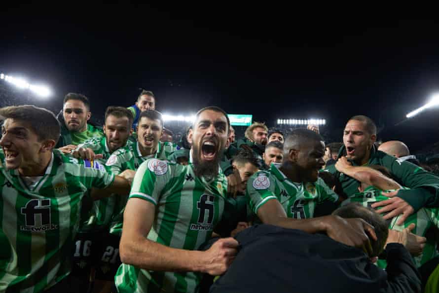 Betis celebrate on their road to the final.