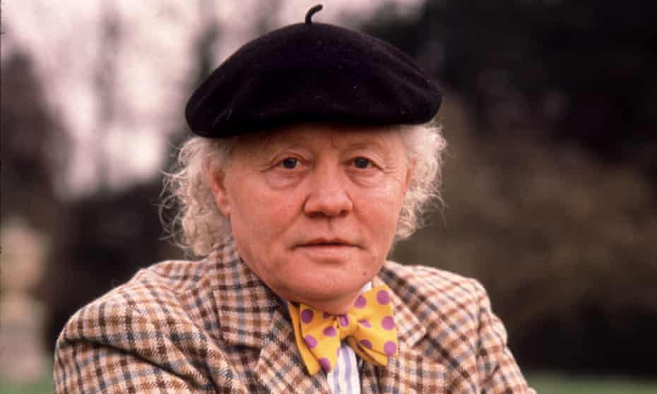 Dudley Sutton as Tinker the tout in Lovejoy, 1986.
