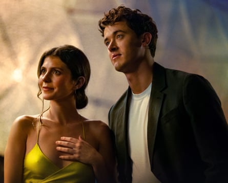 Emily Bader as Poppy and Tom Blyth as Alex in People We Meet on Vacation.