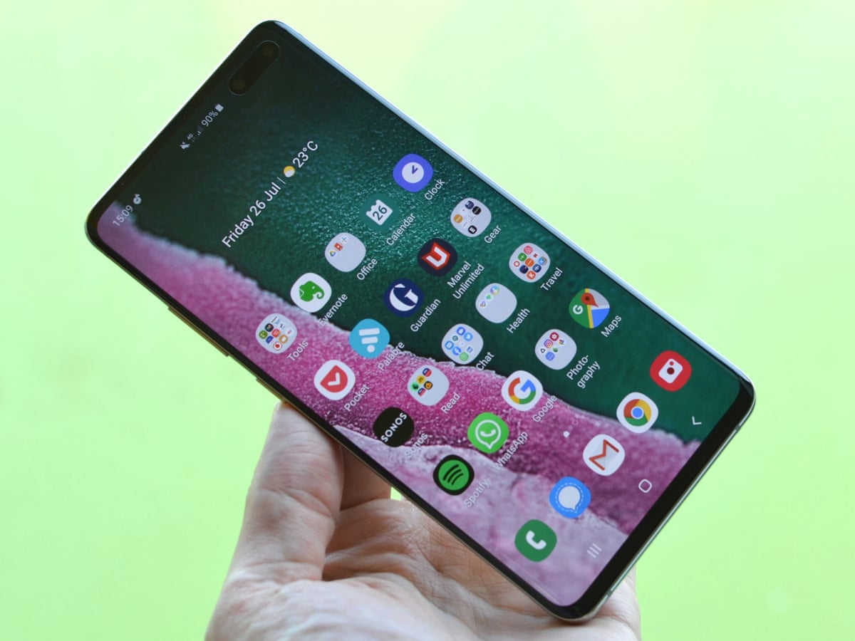 Samsung Galaxy S10 5g Review Bigger Faster And Lasts Longer
