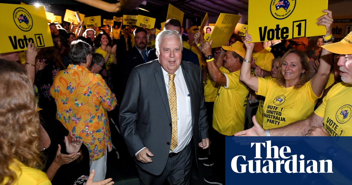How Clive Palmer’s deep pockets are building a yellow, slick road straight through One Nation’s heartland