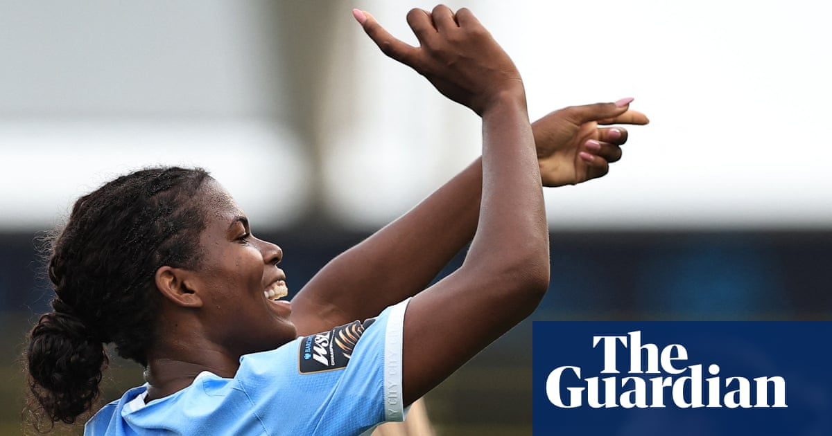 Women’s Super League: Shaw doubles up to give Manchester City winning start