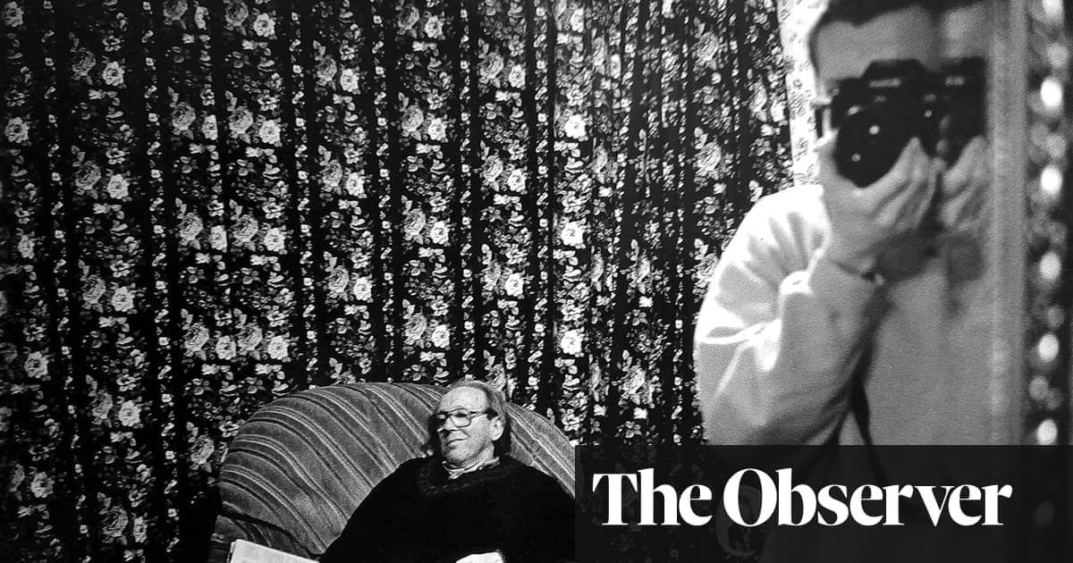 The big picture: a reflection of family life - The Guardian (Picture 1)