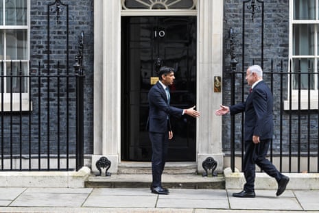 Rishi Sunak welcoming Benjamin Netanyahu (right) to No 10.