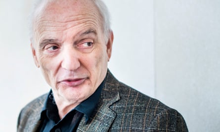 ‘Tony is too fat, he’s too crude’ ... David Chase.