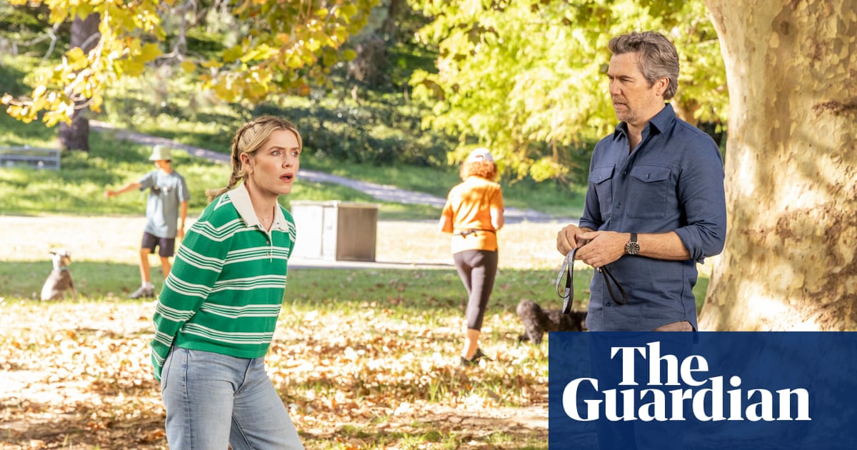 Review: 'Colin from Accounts' Wraps Up Acclaimed Comedy Run