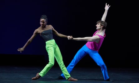 Precious Adams et Aaron Robison dans Approximate Sonata 2016 de William Forsythe.