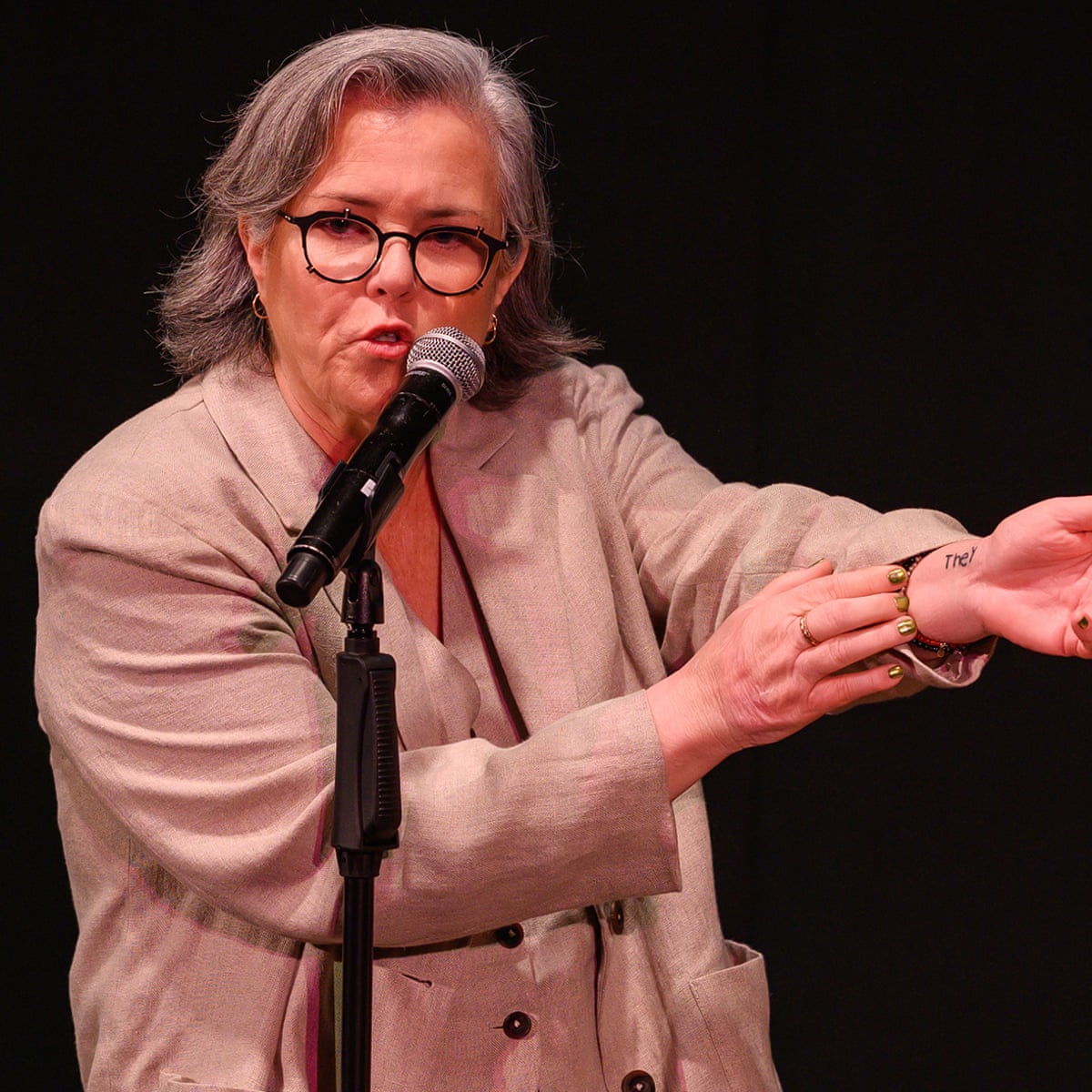 Rosie O'Donnell: Common Knowledge review – sentimental sermon with a self-mocking edge | Edinburgh festival 2025 | The Guardian