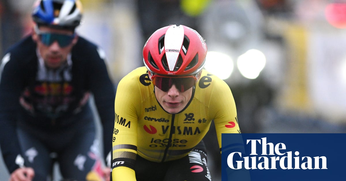 Vingegaard crashes on training ride in Spain after being tailed by amateur cyclist