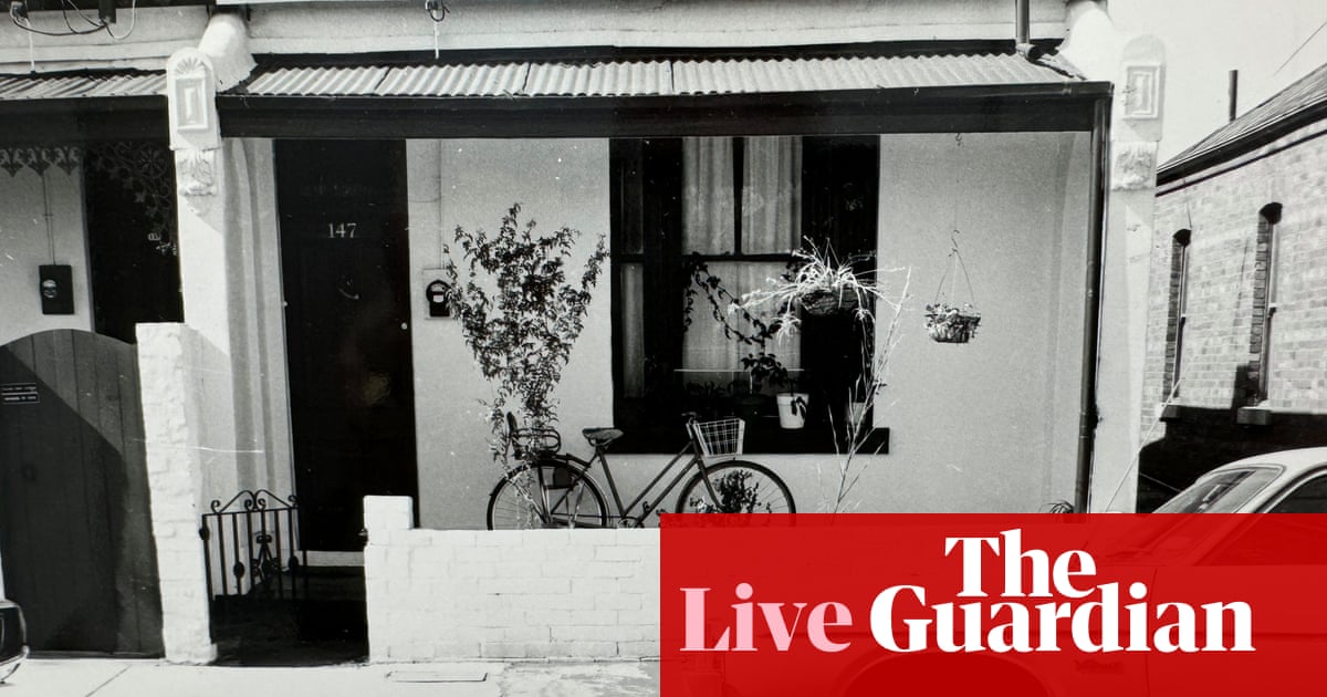 Australia news live: Easey Street murder suspect lands ahead of court appearance; transport costs fall everywhere except Sydney