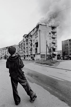 Mitrovicë/Mitrovica, June 1999