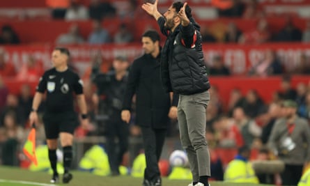 Ruben Amorim shows his frustration from the touchline