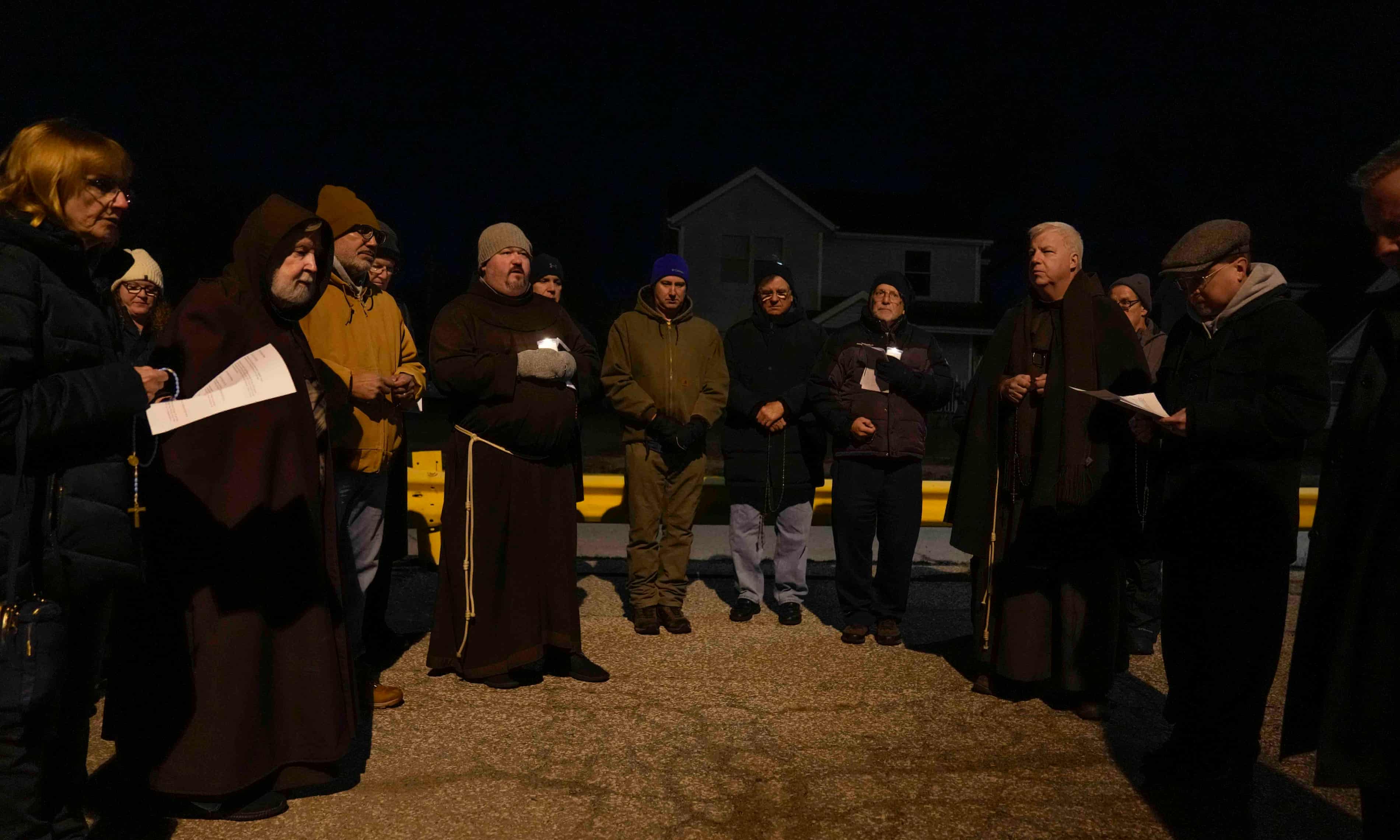 Indiana puts man to death in state’s first execution in 15 years (theguardian.com)