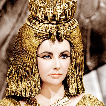 Carbon-lined brows: Cleopatra.