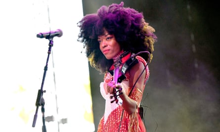 Sudan Archives performing at Coachella in 2018