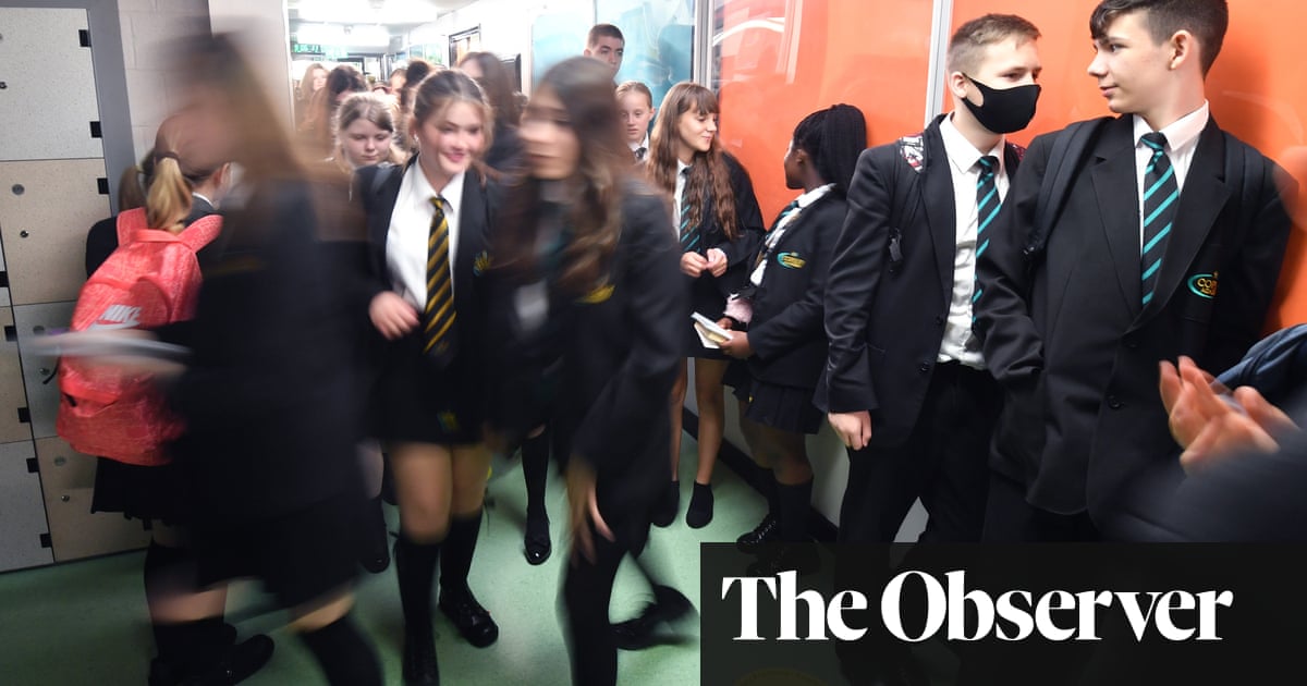 Only 8% of schools in England have received air monitors promised by government
