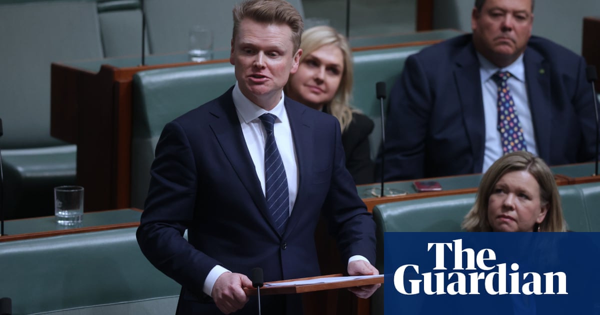 'Proud to': Liberal MP spruiks tougher gambling proposal, but says Coalition plans good 'first step'