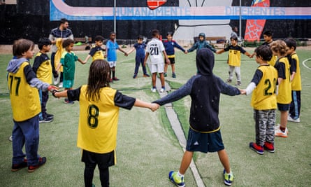 ‘It’s not just in football’: young players’ families on racism in Spain | Spain 3 The Dragones are based in a diverse Madrid neighbourhood.