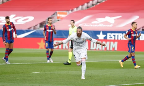 Sergio Ramos celebrates after converting a penalty he won in the second half at Camp Nou.