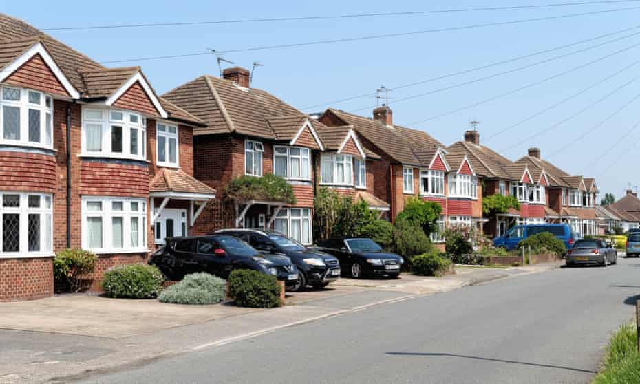 Semi detached houses in Surrey