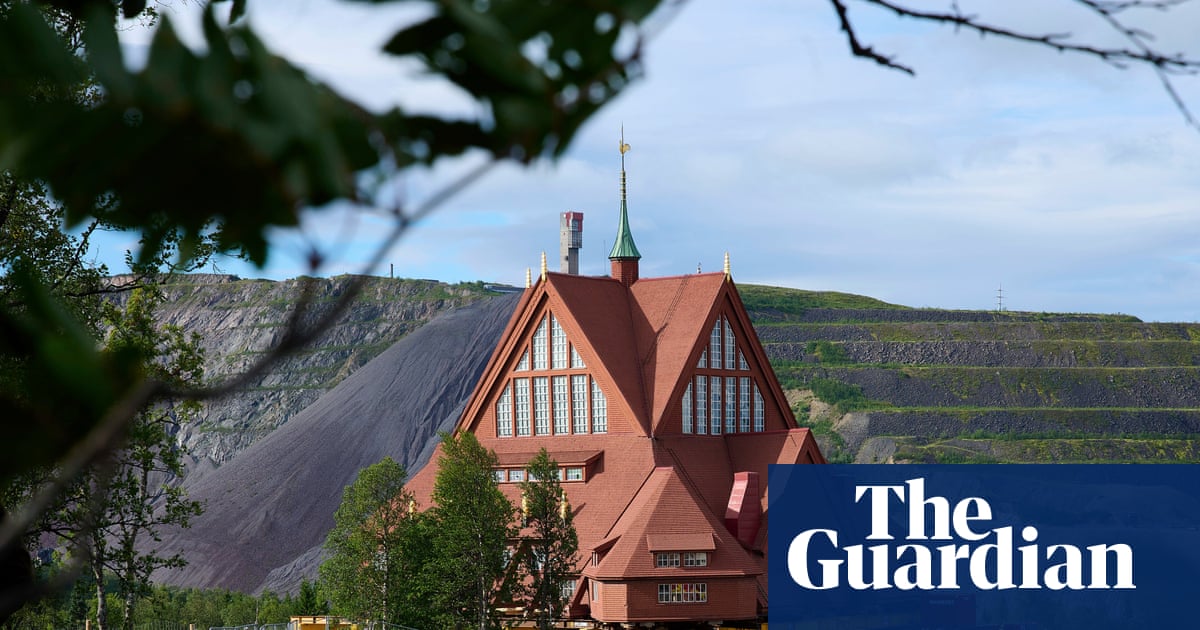The ‘big church move’: Swedish town begins to roll historic building 5km
