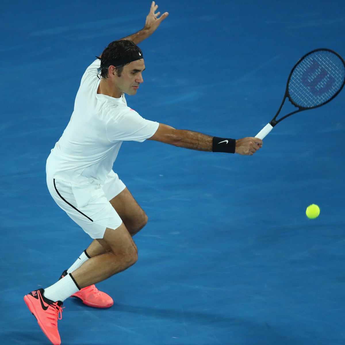 Roger Federer and Novak Djokovic on track for Australian Open meeting |  Australian Open 2018 | The Guardian