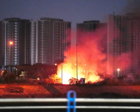 Президент Трамп виступаючи на трибуні