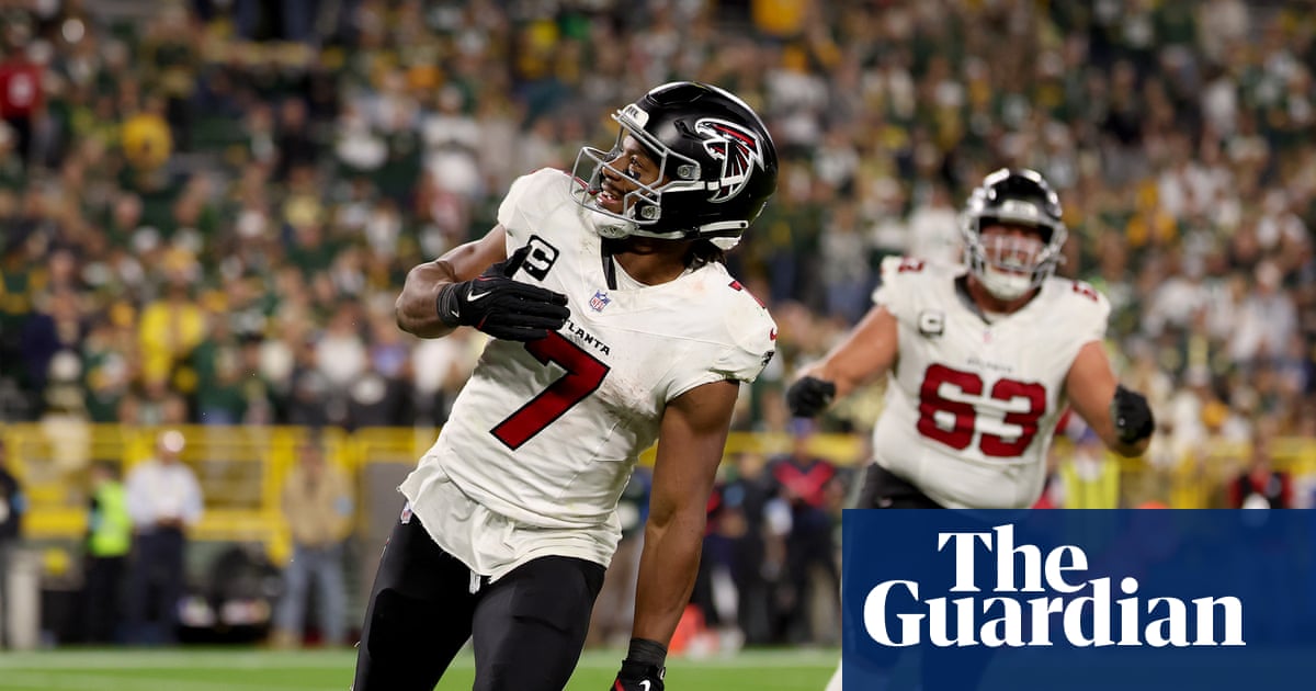Falcons trample punchless Packers as Bijan Robinson runs riot in Penix return