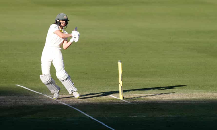 Ellyse Perry plays a shot at Metricon Stadium