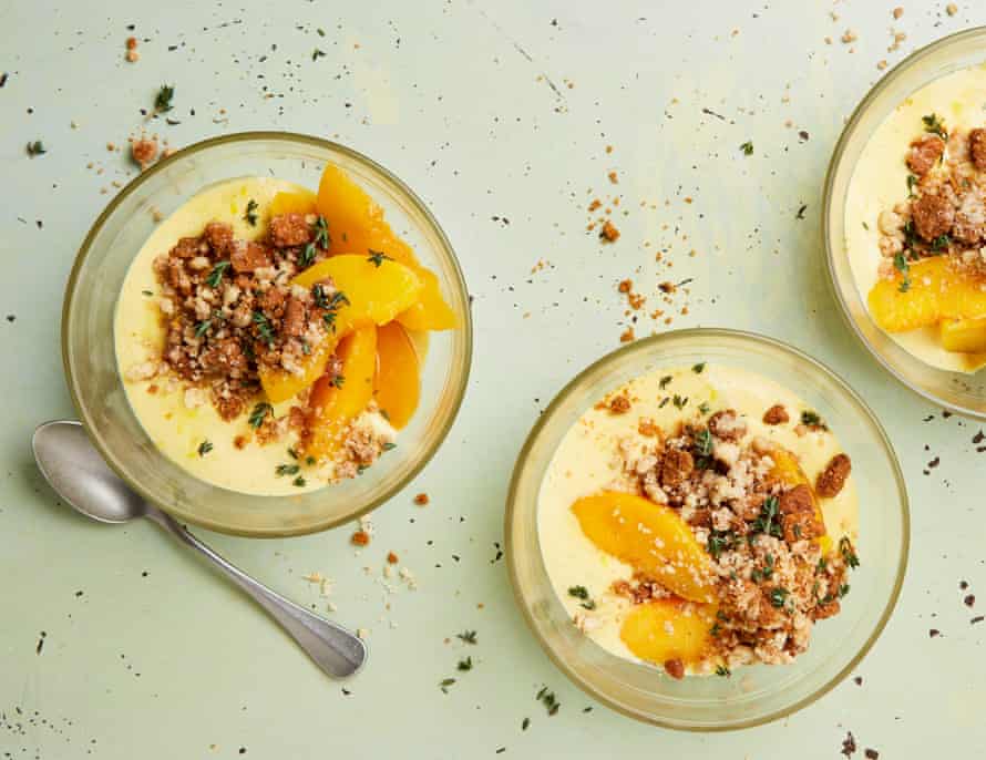 Peaches with ginger custard and biscoff crumble