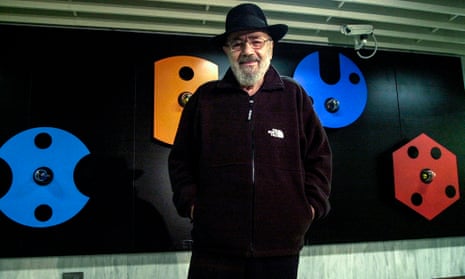 Takis Installation String Takis: his eye-popping and eerily beautiful magnetic marvels defined an ...