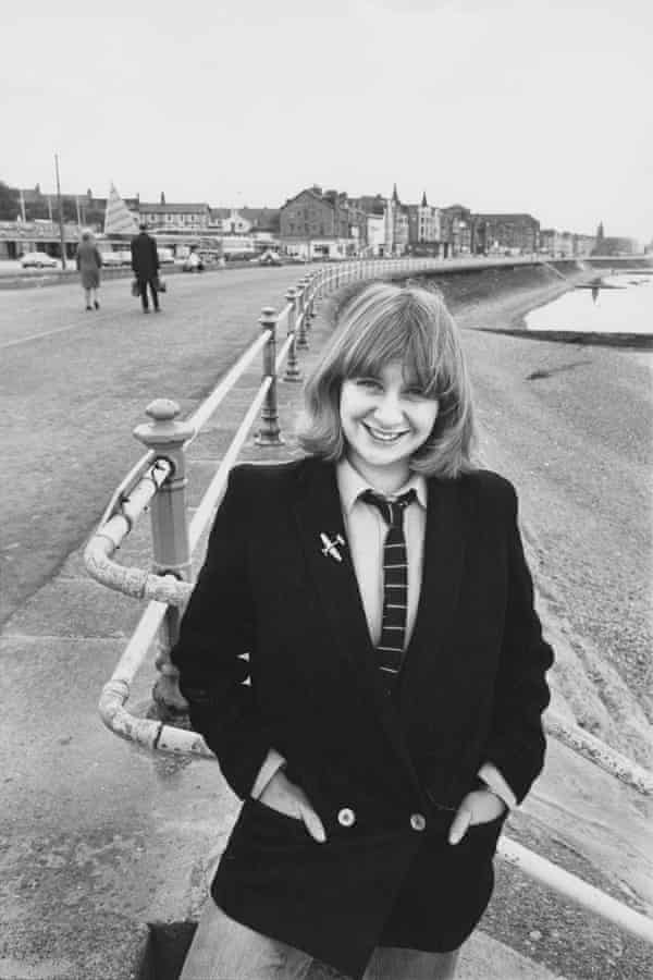 Victoria Wood en el muelle de Morecambe en 1980.