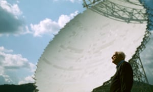 Frank Drake, astronomer and father of SETI, the Search for Extra-terrestrial Intelligence, in front of the Green Bank Telescope.