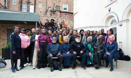 Photographie organisée pour marquer le 40e anniversaire du mouvement britannique des arts noirs