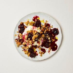 To finish: sweet and salty deconstructed cheesecake