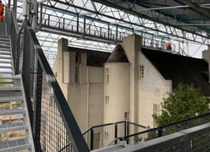 Rennie Mackintosh S Hill House When Two Roofs Are Better Than One Art And Design The Guardian