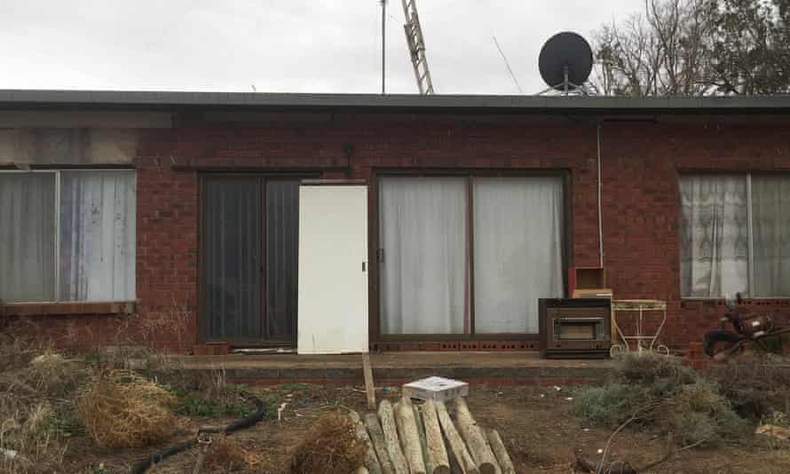 A property in Menindee sold for $5,000. It sits on the edge of the Menindee Lake