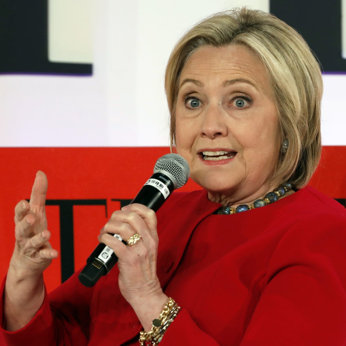 Hillary Clinton S Attacks On Tulsi Gabbard Are Embarrassing