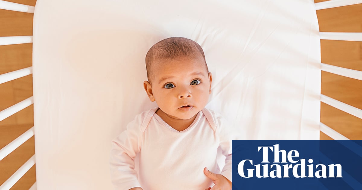 Australia’s fertility rate falls to record low in 2020