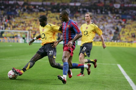 Emmanuel Eboué in action during the 2006 Champions League final.