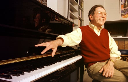 Tom Lehrer in 2000.