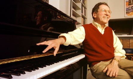 Tom Lehrer at home in Santa Cruz, 2000.